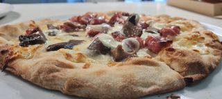 Pizza Norcina (30 Cm.)