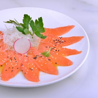 A19  Carpaccio salmone 8 pezzi