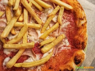 Pizza patatine fritte