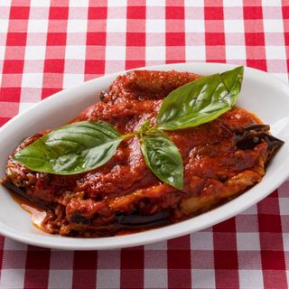 Parmigiana di melanzane al ragù 