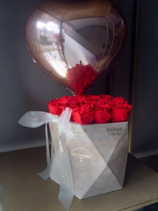 Velvet heart box