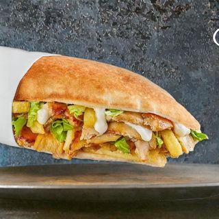 Pita Chicken Spécial Shawarma+ frites