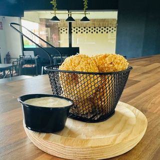 > AROS DE QUESO CHEDDAR CON JALAPEÑOS (5 UDS)