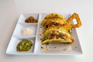 X2 Tacos de pollo 