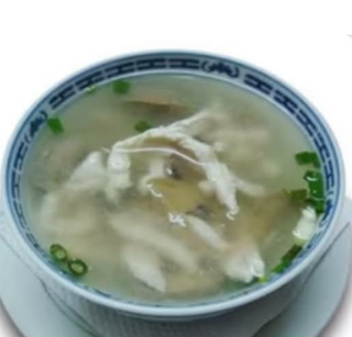 Sopa De Pollo Con Champiñón