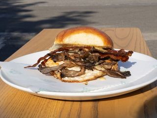 Сендвіч з грибами (250g)