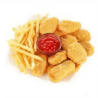 Nuggets de pollo + patatas fritas