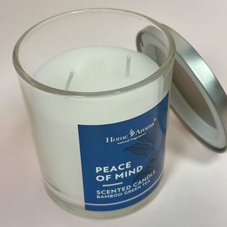 Świeca zapachowa №2.