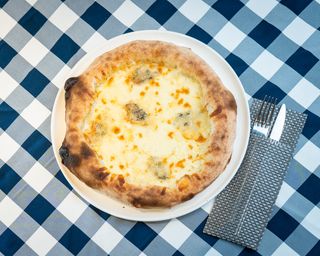 Pizza Quattro Formaggi Ø32cm