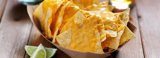 Nachos e mayo cheddar