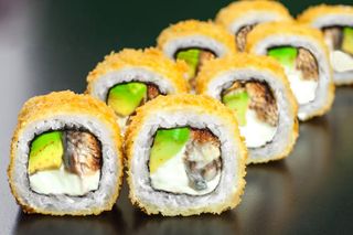 Рол Темпура з вугром (235г)