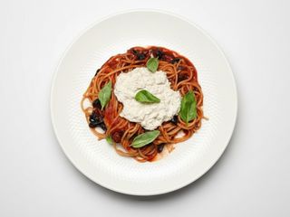 Спагеті з тофу-рікотою та в'яленими маслинами, 270г