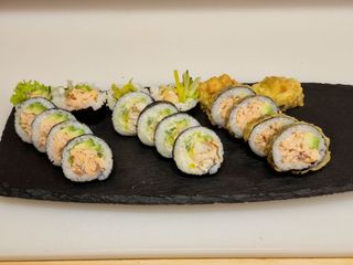 Zestaw 13  FUTO GRILL SET - Zestaw z grillowanymi rybami  (18 szt.)