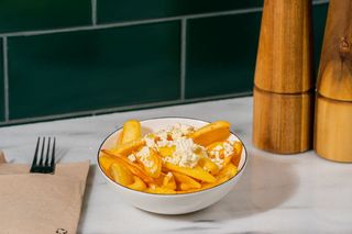 Cartofi dippers cu branza