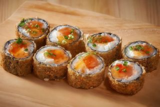 Hot Roll de Salmão