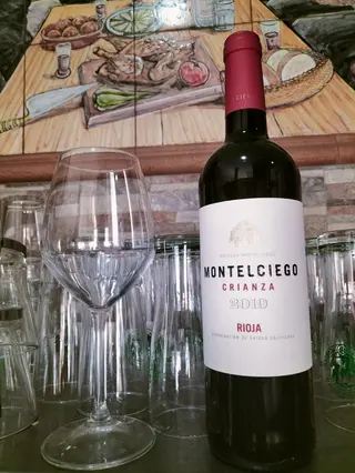 181 Vino tinto Montelciego 750ml