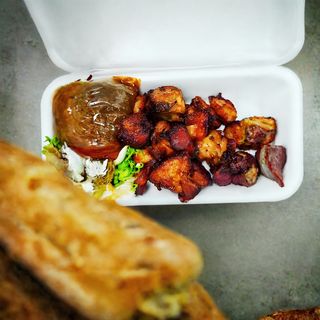 Dindon Braisé Attiéké