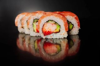 Рол Дракон з лососем (353г)