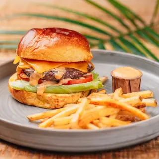 Bay Cheese burger 