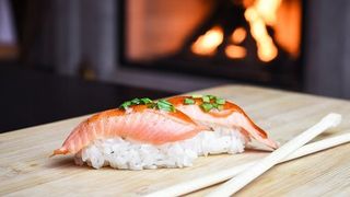 ორაგულის ტატაკი ნიგირი