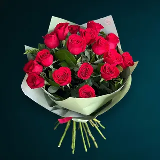 Buchet 19 Trandafiri Rosii