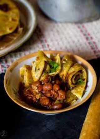 Matooke Katogo, Chapati And Beans