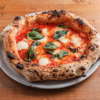 PIZZA MARGHERITA