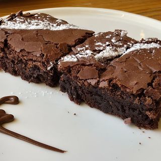 BROWNIE SIMPLES PÓ DE AÇUCAR