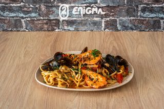Paste linguini cu fructe de mare