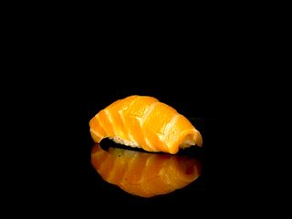 Nigiri salmone 2pz