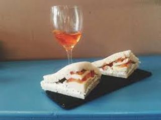 Tramezzini  pomodoro e mozzarella