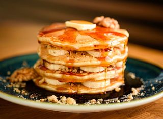 Кленов сироп, банан и орехи (280г)