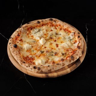 Pizza Quatro Formagi