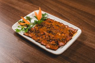 1. Hladni goveđi odrezak sa đumbirom i soja sosom