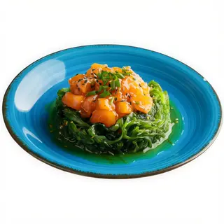 72. Tartar Wakame Salmón