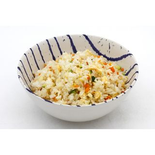 25.Riso saltato con verdure e uova