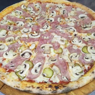 Пица Капричо (500г)