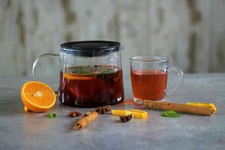 Малина ананас чайник чая  (1,5 л.)