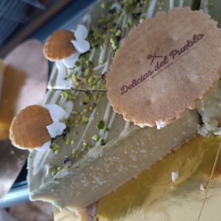 Porción Cheesecake de Pistacho 