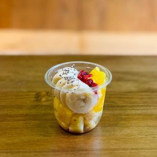 Tarrina con mix de frutas