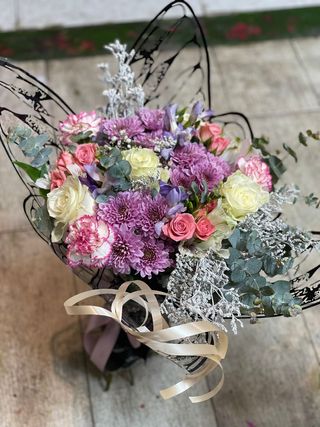 Ramo 6 Rosas Blancas