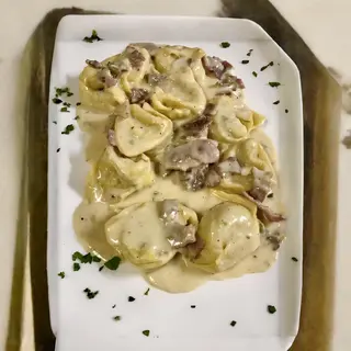 Tortellini pasticciati