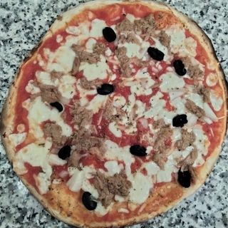 Pizza Mediterránea (27 Cm. A 30 Cm.)