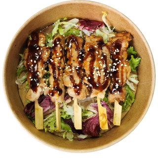  10B   Brochetas de pollo frito japonés