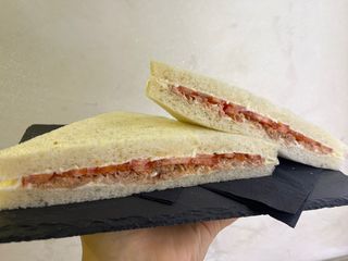 Tramezzino tonno pomodoro e maionese