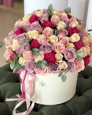 ჯუჯა ვარდების კომპოზიცია ყუთში (Large size)