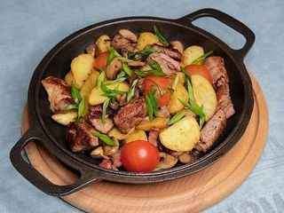 Гаряча сковорідка зі свининою (350g)