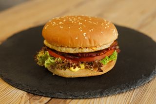 Бургер з куркою (300г)