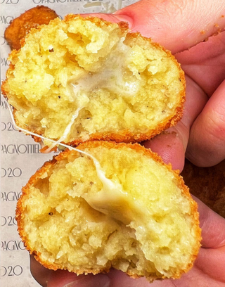 Supplì cacio e pepe