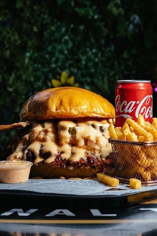 Combo Smashburger Con Patatas Y Bebida